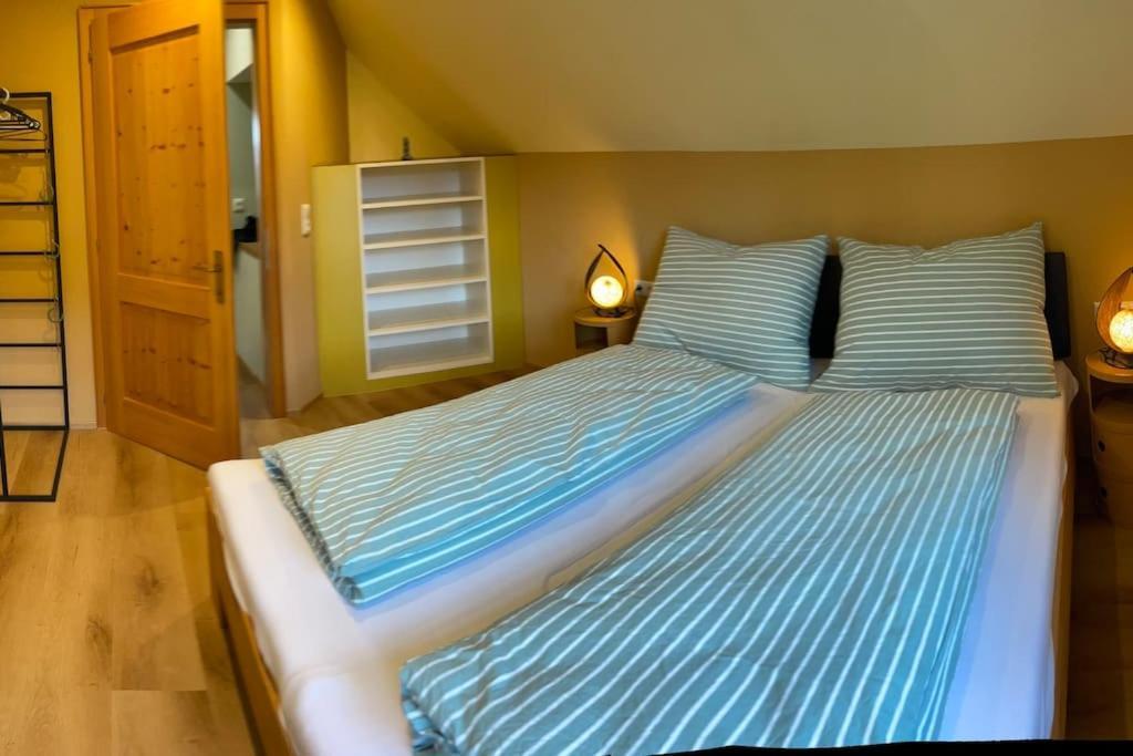 Neu Renoviertes 2Zi Appartment Im Dg Feldkirch Luaran gambar